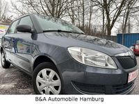 Gebraucht Skoda Fabia Classic 60 PS (44 kW) 2010 Grau Limousine