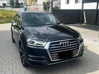 Używany Audi Q7 Ambiente 272 KM (200 kW) 2018 Czarny SUV