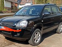 Second-hand Hyundai Tucson 140 CP (102 kW) 2007 Negru SUV