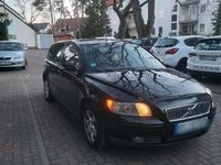 Używany Volvo V50 109 KM (80 kW) 2005 Czarny Kombi