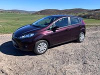 Gebraucht Ford Fiesta 82 PS (60 kW) 2009 Rot Kleinwagen