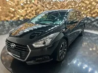 Gebraucht Hyundai i40 141 PS (103 kW) 2017 Phantom black Kombi