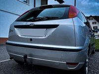 gebraucht Ford Focus 1.6 Autom., AHK, elektr. FH, 8-fach