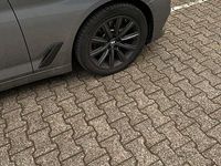 Gebraucht BMW 530 265 PS (194 kW) 2018 Grau Kombi