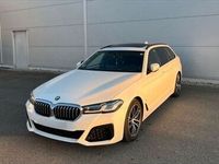 gebraucht BMW 530 d xDrive M Paket Premium Selection Garantie bis 11/2025