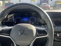 Second-hand VW Golf VIII R-line 190 CP (139 kW) 2023 Negru Hatchback