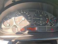 Gebraucht BMW 318 145 PS (106 kW) 2002 Silber Limousine