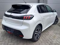 Gebraucht Peugeot 208 Allure 102 PS (75 kW) 2021 Weiß Kleinwagen