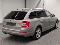 Gebraucht Skoda Octavia 150 PS (110 kW) 2016 Beige Kleinwagen