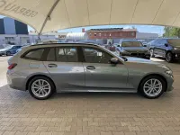 Gebraucht BMW 318 Efficient Dynamics 150 PS (110 kW) 2023 Grau Kombi