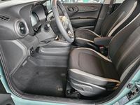gebraucht Hyundai i10 Comfort + 1.2 MPI 84 PS Automatik / Carplay Sit...