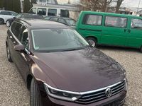Gebraucht VW Passat 150 PS (110 kW) 2016 Andere farben Kombi