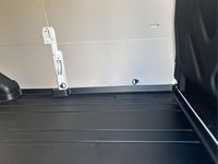 Neu Ford Transit 131 PS (96 kW) 2025 Weiß Limousine