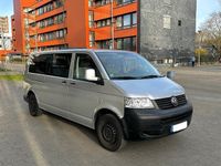 Gebraucht VW Caravelle 131 PS (96 kW) 2009 Silber Van / Kleinbus