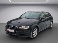 Gebraucht Audi A3 Attraction 110 PS (80 kW) 2016 Mythosschwarz metallic Limousine