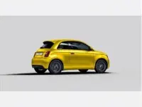 Neu Fiat 500 65 PS (47 kW) 2026 Gelb Limousine