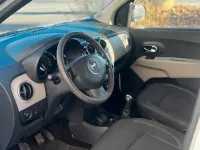 Używany Dacia Lodgy 131 KM (96 kW) 2017 Biały Minivan