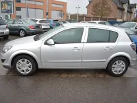 Gebraucht Opel Astra Innovation 116 PS (85 kW) 2008 Silber Limousine