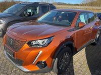 Gebraucht Peugeot e-2008 Active 100 kW (136 PS) 2020 Lackierung orange fusion/typ a SUV