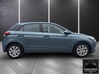 Gebraucht Hyundai i20 GO! 75 PS (55 kW) 2017 Blau Kleinwagen