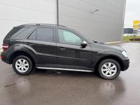 Gebraucht Mercedes ML300 204 PS (150 kW) 2010 SUV