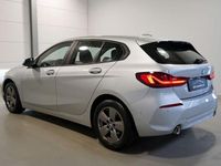 Gebraucht BMW 118 Advantage 150 PS (110 kW) 2020 Silber Kleinwagen