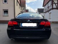 Gebraucht BMW 320 Cabriolet M Sport 184 PS (135 kW) 2011 Schwarz Cabrio
