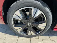 Gebraucht VW Multivan Goal 177 PS (130 kW) 2025 Fortanarot metallic Van / Kleinbus