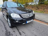 Gebraucht Mercedes ML320 224 PS (164 kW) 2008 Schwarz SUV