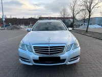 Gebraucht Mercedes E200 Avantgarde 136 PS (100 kW) 2011 Grau Kombi