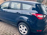 Gebraucht Ford Kuga 150 PS (110 kW) 2018 Blau SUV
