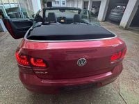 Second-hand VW Golf 140 CP (102 kW) 2011 Roșu Cabrio