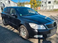 Gebraucht Skoda Octavia 140 PS (102 kW) 2012 Schwarz Kombi