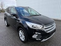 Gebraucht Ford Kuga Titanium 150 PS (110 kW) 2017 Schwarz SUV