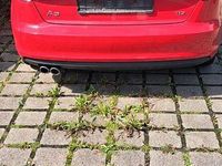 Gebraucht Audi A3 Ambiente 150 PS (110 kW) 2014 Rot Limousine