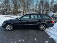 Second-hand Mercedes E220 150 CP (110 kW) 2005 Negru Break