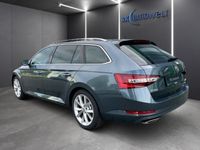 gebraucht Skoda Superb Combi Style 4x4 2.0 TSI DSG Navi,Xenon,Kl