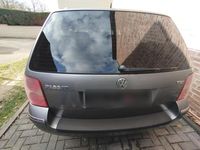 Usata VW Passat Highline 130 CV (95 kW) 2004 Grigio Station wagon