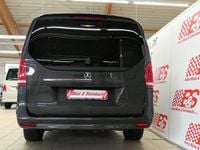 Gebraucht Mercedes V300 Avantgarde Edition 237 PS (174 kW) 2022 Grau Van / Kleinbus