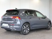 Gebraucht VW Golf VIII Move 150 PS (110 kW) 2024 Grau Limousine