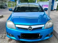 Używany Opel Tigra 125 KM (91 kW) 2005 Niebieski Kabriolet