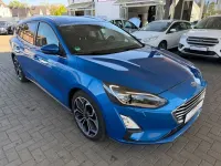 Używany Ford Focus Titanium 150 KM (110 kW) 2018 Niebieski Sedan/Limuzyna
