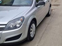 Gebraucht Opel Astra 90 PS (66 kW) 2010 Grau Kombi