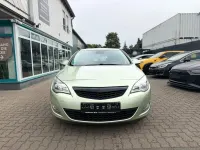 Brugt Opel Astra Edition 116 HK (85 kW) 2010 Grøn Sedan
