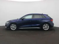 Usado Audi A3 S-Line 150 HP (110 kW) 2025 Azul Sedan