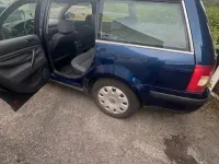 Usata VW Passat 131 CV (96 kW) 2004 Blu Station wagon