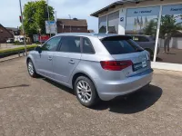 Gebraucht Audi A3 Sportback Attraction 110 PS (80 kW) 2016 Silber Kleinwagen