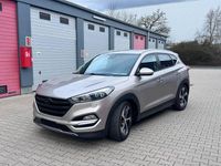 Gebraucht Hyundai Tucson Premium 185 PS (136 kW) 2015 Grau SUV