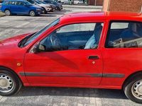 Gebraucht Toyota Starlet 75 PS (55 kW) 1998 Rot Kleinwagen