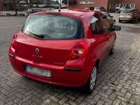 Gebraucht Renault Clio II 68 PS (50 kW) 2006 Rot Kleinwagen